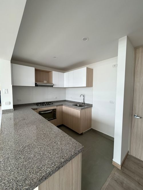 Apartamento de 3 alcobas en venta en Lagos De Torca, Bogotá, 83 m² · foto 7 de 17