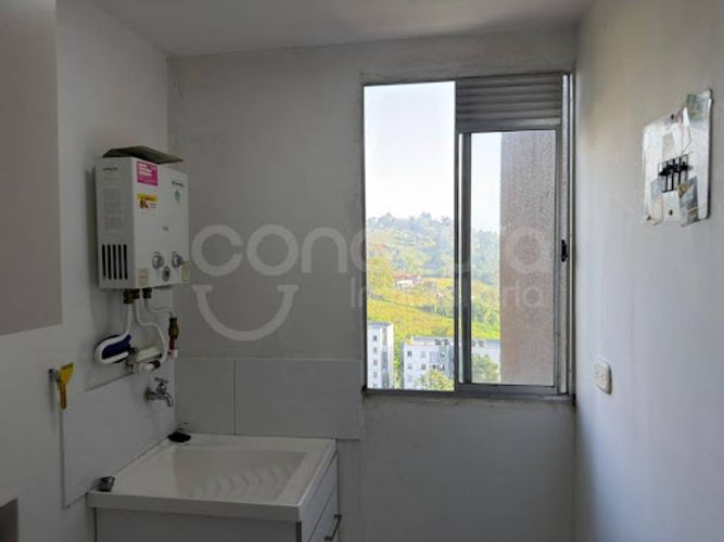 Apartamento de 2 alcobas en venta en La Raya, La Estrella, 38 m² · foto 11 de 14