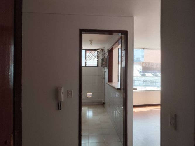 Apartaestudio en venta en Cedritos, Bogotá, 35 m² · foto 6 de 24