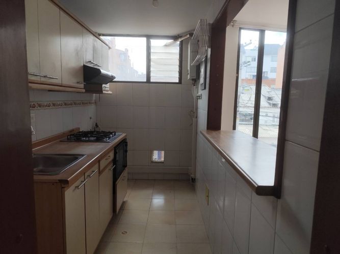 Apartaestudio en venta en Cedritos, Bogotá, 35 m² · foto 14 de 24