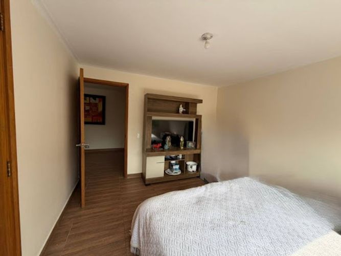 Apartamento de 4 alcobas en arriendo en Milla De Oro, Medellín, 220 m² · foto 15 de 18