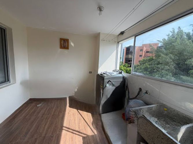 Apartamento de 4 alcobas en arriendo en Milla De Oro, Medellín, 220 m² · foto 17 de 18