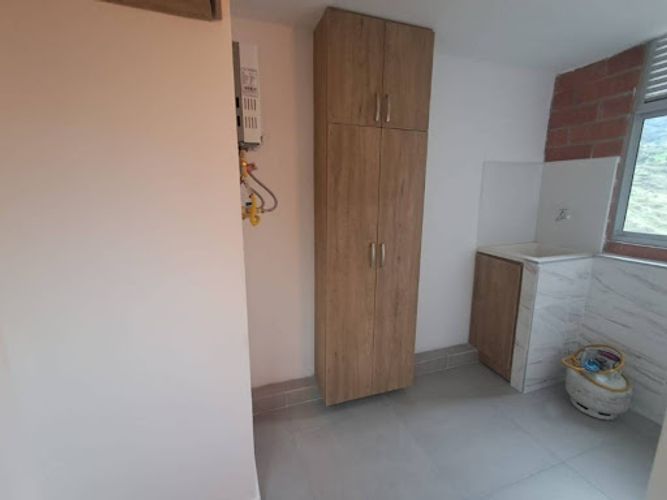 Apartamento de 2 alcobas en venta en Ciudadela Del Norte, Bello, 54 m² · foto 11 de 14