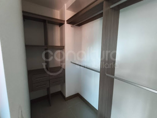 Apartamento en arriendo en Lalinde, Medellín · foto 17 de 24