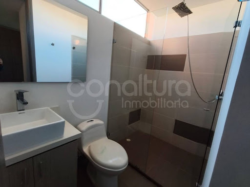 Apartamento en arriendo en Lalinde, Medellín · foto 18 de 24