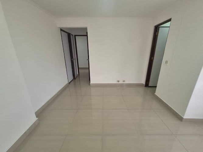 Apartamento de 3 alcobas en arriendo en Patio Bonito, Medellín, 170 m² · foto 14 de 24