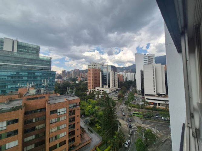 Apartamento de 3 alcobas en arriendo en Patio Bonito, Medellín, 170 m² · foto 24 de 24
