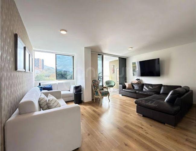 Apartamento de 2 alcobas en venta en La Abadia, Envigado, 83 m² · foto 1 de 13