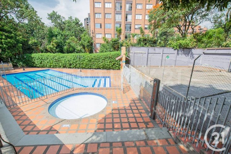 Apartamento de 3 alcobas en venta en Orense, Envigado, 117 m² · foto 16 de 17