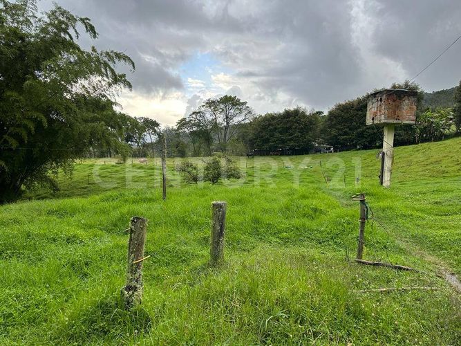 Lote en venta en San Nicolas, La Ceja, 7175 m² · foto 4 de 6