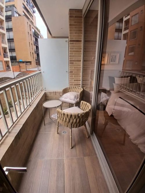 Apartaestudio en venta en Chico, Bogotá, 53 m² · foto 2 de 13