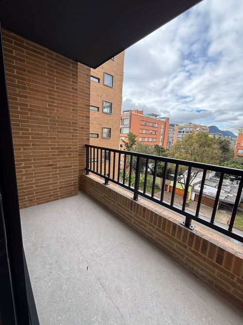 Apartaestudio en venta en Chico Norte, Bogotá, 32 m² · foto 6 de 13