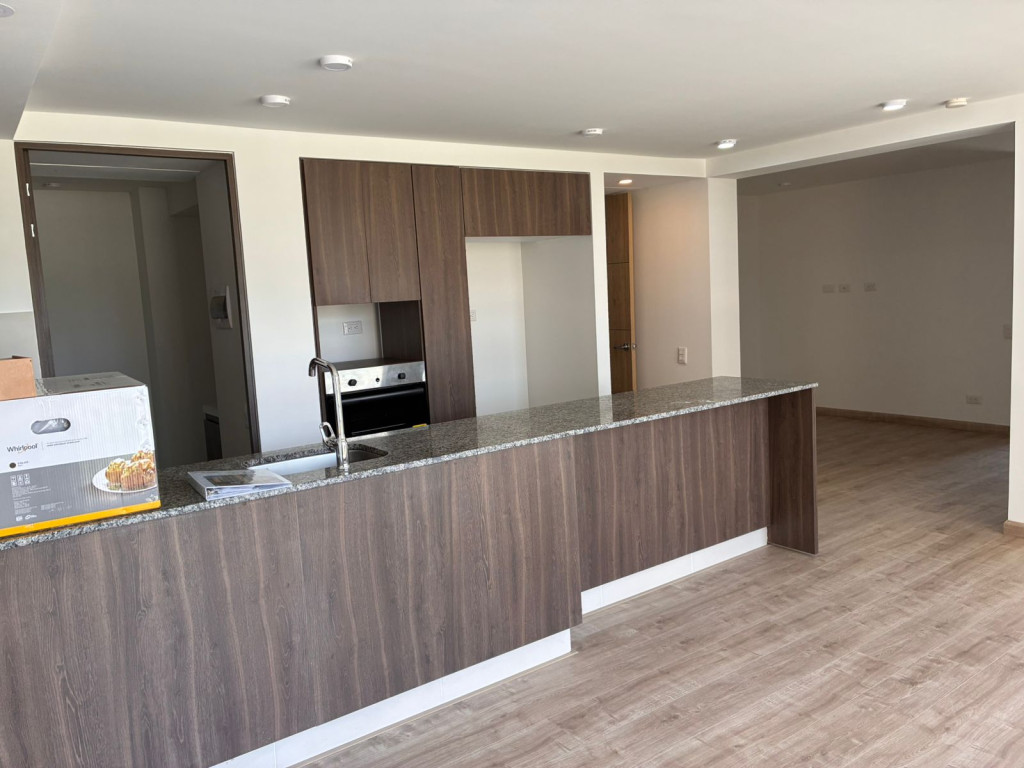 Apartamento en venta en La Felicidad, Bogotá · foto 3 de 14