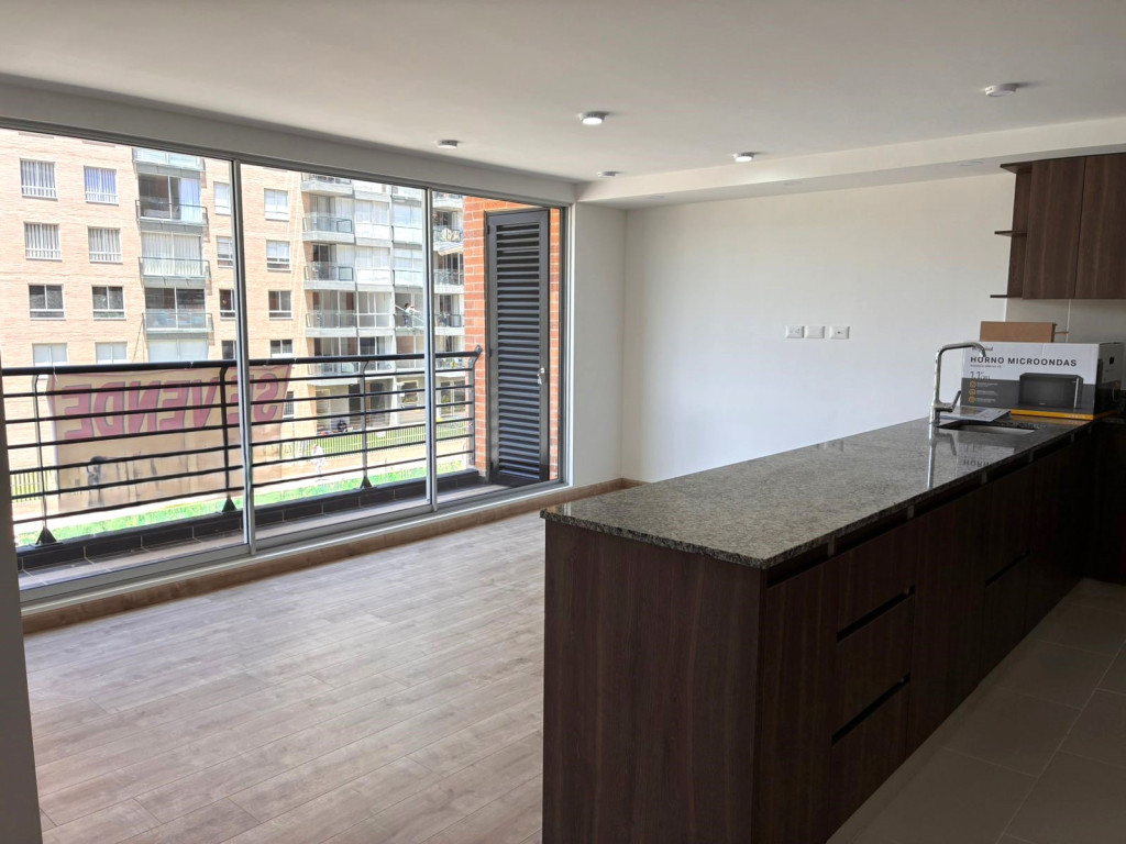 Apartamento en venta en La Felicidad, Bogotá · foto 4 de 14
