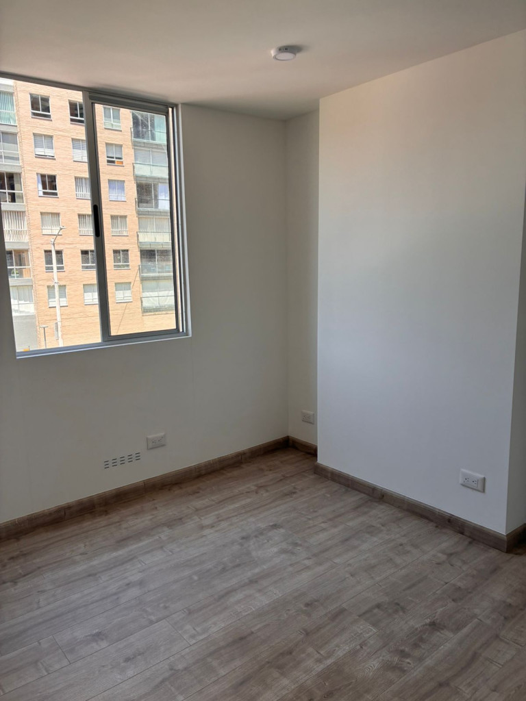 Apartamento en venta en La Felicidad, Bogotá · foto 10 de 14