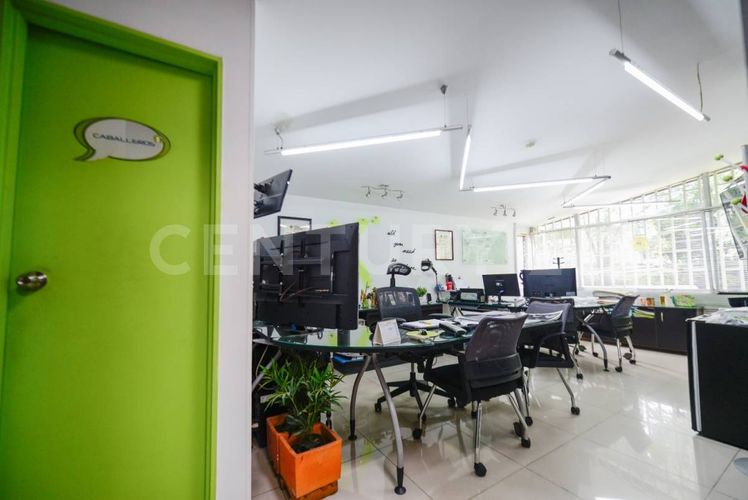 Bodega en arriendo en Laureles, Medellín, 380 m² · foto 4 de 20