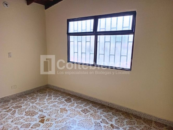 Local en venta en Calasanz, Medellín, 143 m² · foto 16 de 18