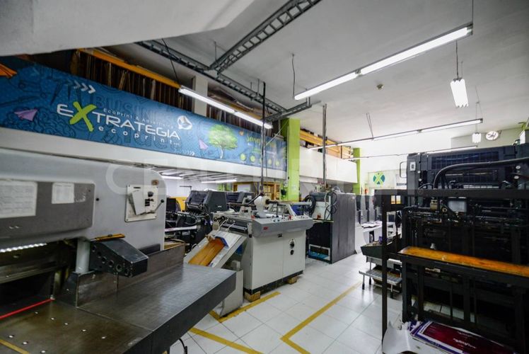 Bodega en arriendo en Laureles, Medellín, 380 m² · foto 13 de 20