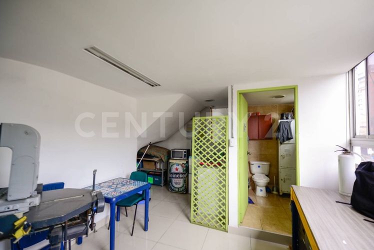 Bodega en arriendo en Laureles, Medellín, 380 m² · foto 19 de 20