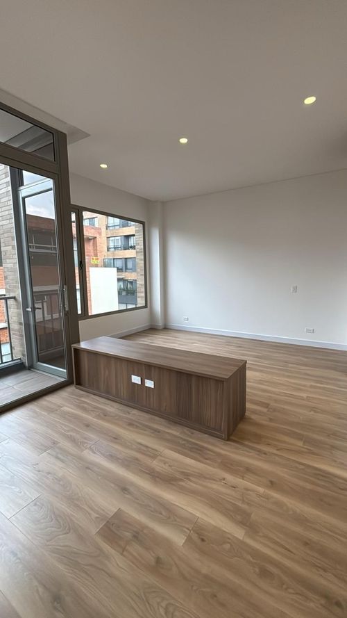 Apartaestudio en venta en Chico Norte, Bogotá, 52 m² · foto 3 de 17