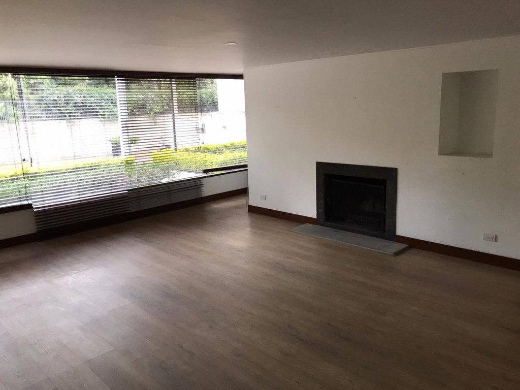 Departamento en venta bajo precio de mercado en La cabrera