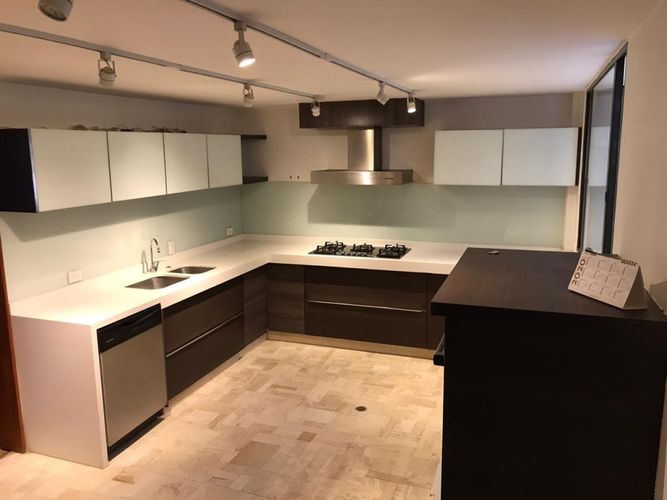 Apartamento de 3 alcobas en venta en La Cabrera, Bogotá, 310 m² · foto 6 de 19