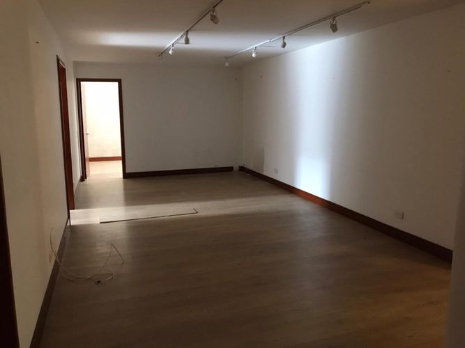 Apartamento de 3 alcobas en venta en La Cabrera, Bogotá, 310 m² · foto 10 de 19