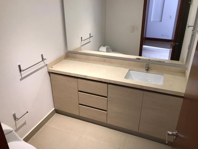 Apartamento de 3 alcobas en venta en La Cabrera, Bogotá, 310 m² · foto 14 de 19