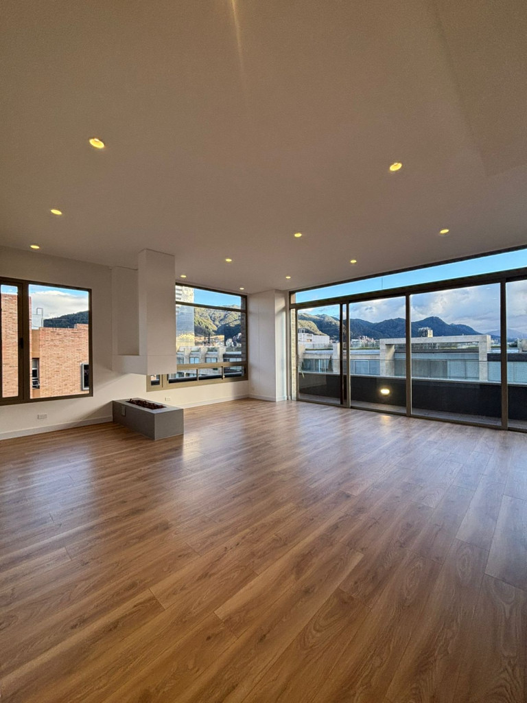 Apartamento en venta en Chico Norte, Bogotá · foto 7 de 23