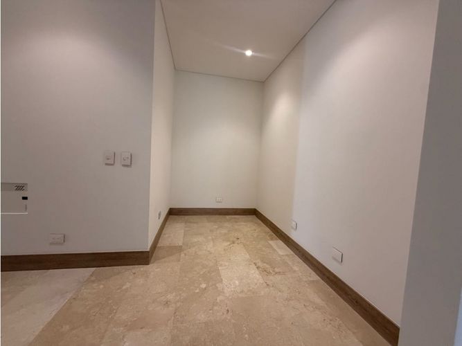 Apartamento de 3 alcobas en venta en Normandia, Cali, 208 m² · foto 9 de 19