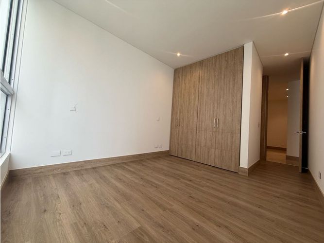 Apartamento de 3 alcobas en venta en Normandia, Cali, 208 m² · foto 11 de 19