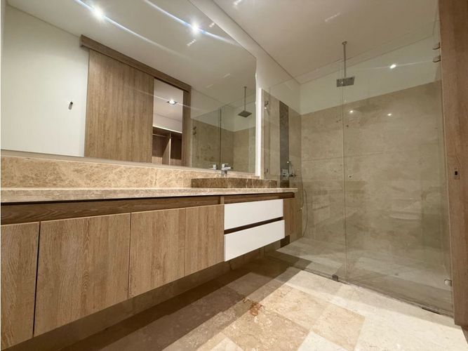 Apartamento de 3 alcobas en venta en Normandia, Cali, 208 m² · foto 18 de 19