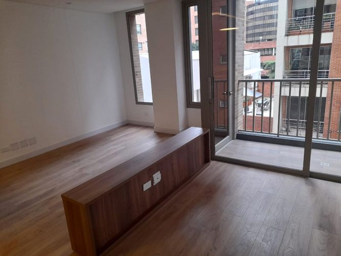 Apartaestudio en venta en Chico, Bogotá, 52 m² · foto 9 de 17