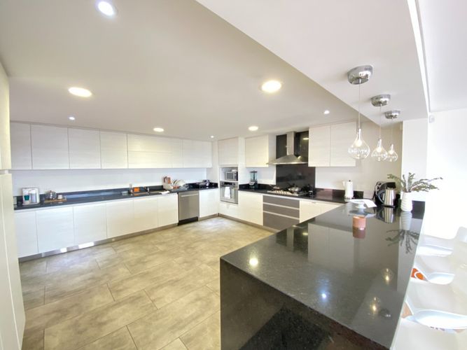 Casa de 4 alcobas en venta en Bosque Medina, Bogotá, 425 m² · foto 5 de 23