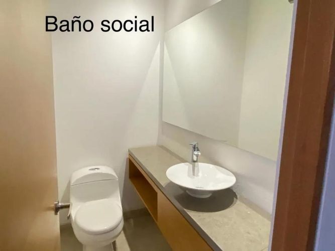 Apartaestudio en venta en El Refugio, Bogotá, 55 m² · foto 5 de 13