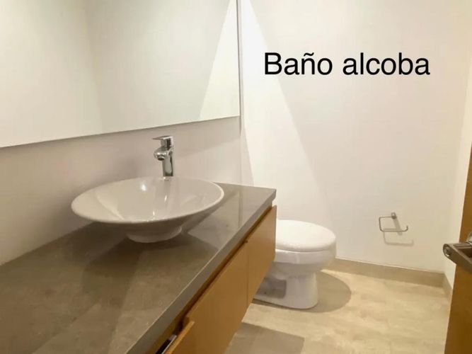 Apartaestudio en venta en El Refugio, Bogotá, 55 m² · foto 10 de 13