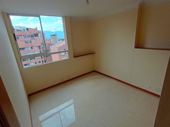 Apartamento de 3 alcobas en arriendo en Laureles, Medellín, 115 m² · foto 13 de 20