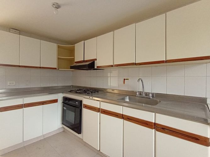 Apartamento de 3 alcobas en arriendo en Laureles, Medellín, 115 m² · foto 7 de 20
