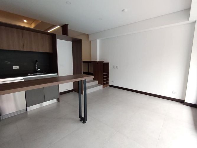 Apartaestudio en venta en El Virrey, Bogotá, 53 m² · foto 2 de 15