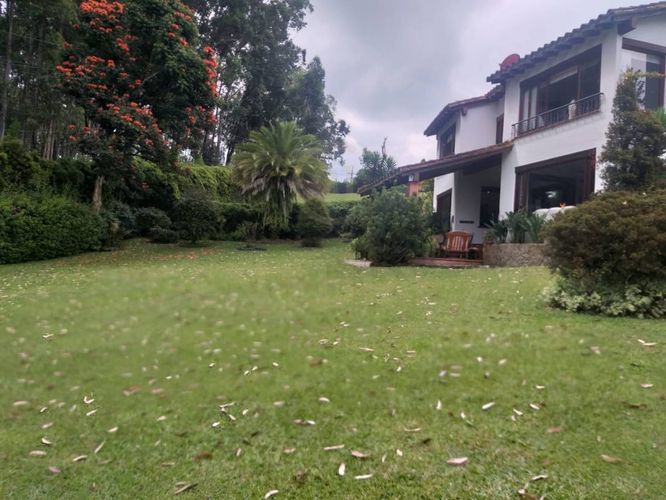 Casa de 4 alcobas en venta en Llano Grande, Rionegro, 380 m² · foto 6 de 19
