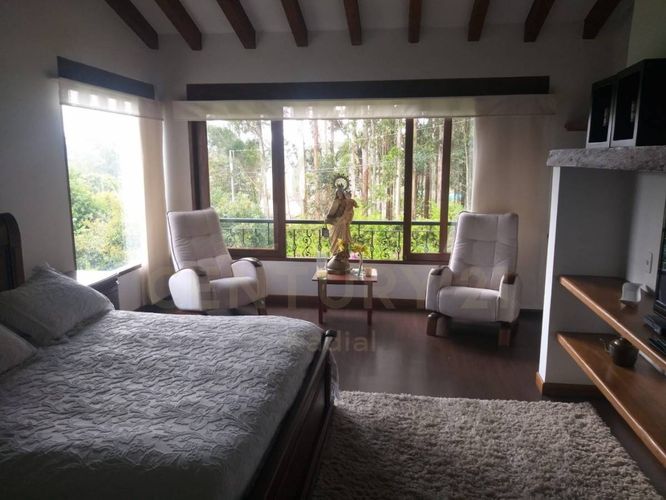 Casa de 4 alcobas en venta en Llano Grande, Rionegro, 380 m² · foto 12 de 19