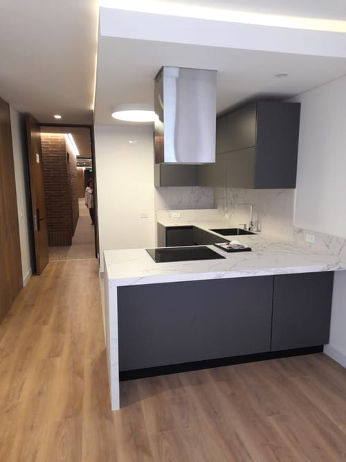 Apartaestudio en venta en Chico Norte, Bogotá, 52 m² · foto 2 de 15