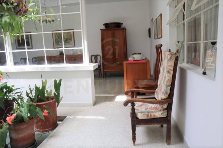 Casa de 8 alcobas en venta en Laureles, Medellín, 500 m² · foto 13 de 19