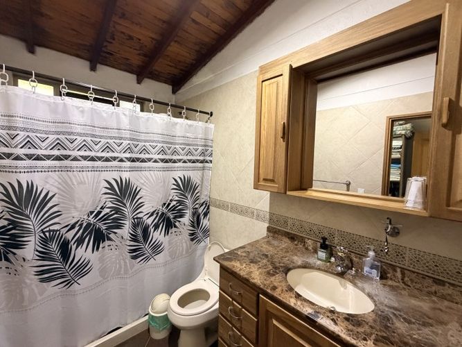 Casa de 5 alcobas en venta en El Trianon, Envigado, 895 m² · foto 6 de 24