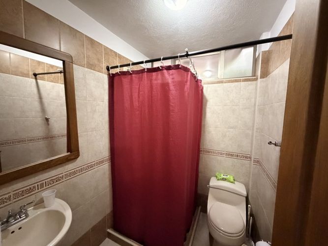 Casa de 5 alcobas en venta en El Trianon, Envigado, 895 m² · foto 8 de 24