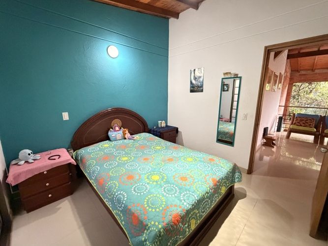 Casa de 5 alcobas en venta en El Trianon, Envigado, 895 m² · foto 11 de 24