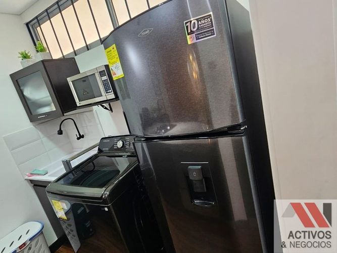Apartaestudio en venta en La Florida, Medellín, 52 m² · foto 8 de 9