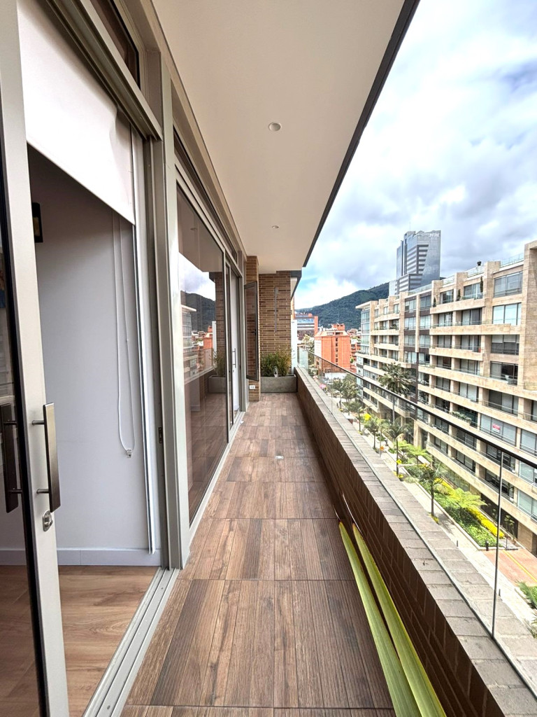 Apartamento en venta en Chico Norte, Bogotá · foto 6 de 18