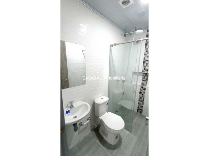Casa de 6 alcobas en venta en Cerca De Piedra, Chía, 154 m² · foto 8 de 17