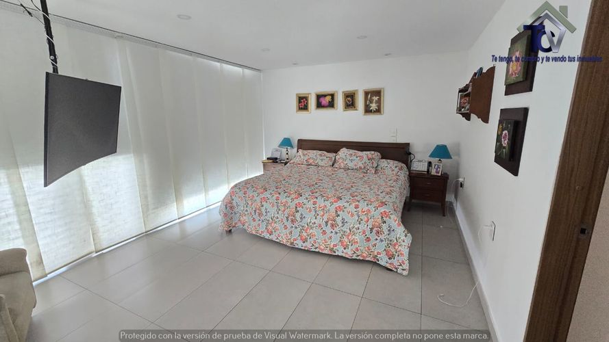 Casa de 5 alcobas en venta en Menzuly, Piedecuesta, 283 m² · foto 9 de 23